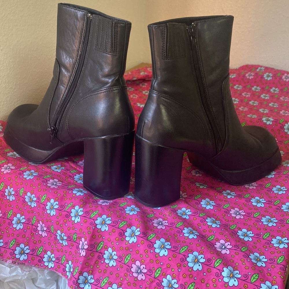 Steve Madden Boots 7 1/2 Practically New Ankle Bo… - image 7